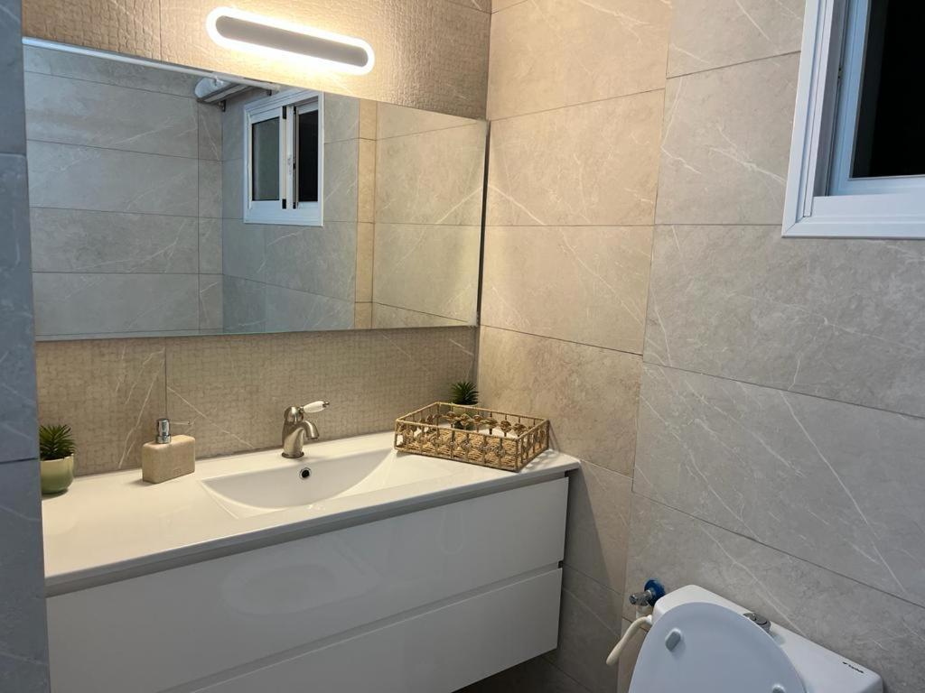 דירת בוטיק Dnine7 Apartment Хайфа Екстериор снимка
